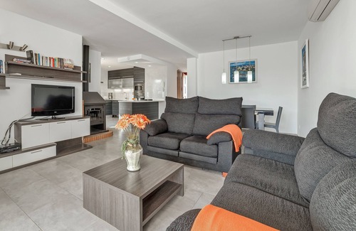 Cala d'Or Villa | Elegant holiday home in a central location, 500 metres from the sea - Casa Montevela