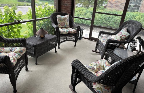 Meridian-Kessler House | Elegant home READY FOR GEN-Con. One BR. Private bathroom