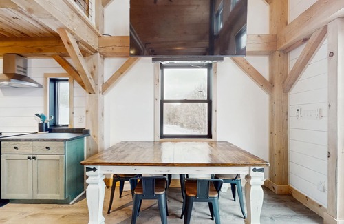 Readsboro House | Elegant house w/mountain views, trail to riverfront, balcony, dog-friendly, bbq