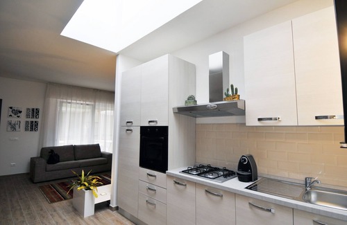 Appio Latino Apartment | Elegant house with veranda - in the center of Rome, a stone's throw from S. Giovanni