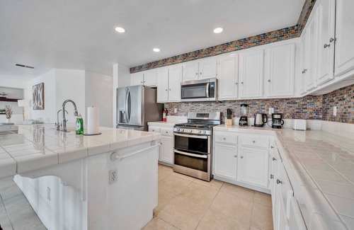 Temecula House | Elegant Living On Yorkton Rd #42192