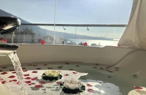 Tabarja Apartment | Elegant Loft Hideaway in Jounieh