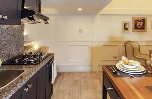 Urdesa Apartment | Elegant LOFT in Guayaquil w/2 Beds Near to Airport