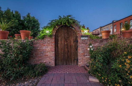 Old Town Villa | Elegant Loft-Style Retreat in Old Firehouse Alley