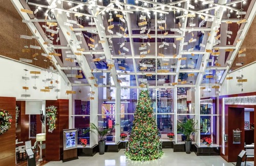 Midtown West House | Elegant Manhattan Escapes: Prime Location & Modern Amenities | 3 Units