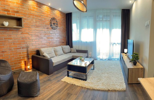 Nagykanizsa Apartment | Elegant, modern 62m2 apartment with keypad entry.
