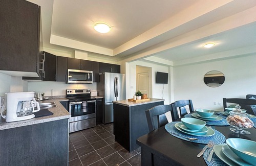Niagara Falls House | Elegant & Spacious Brand New Townhome Never Lived
