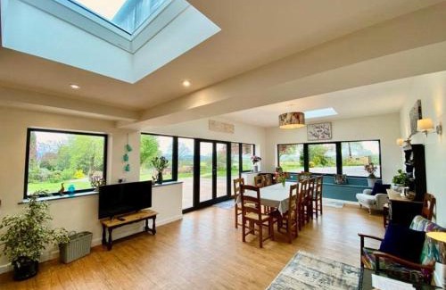 Penrith House | Elegant & spacious farmhouse with wonderful views