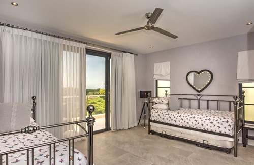 Porters Cottage | Elegant Two Bedroom Cottage