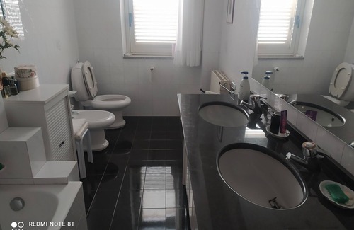 Bovalino Apartment | Elegant villa in the countryside near the sea