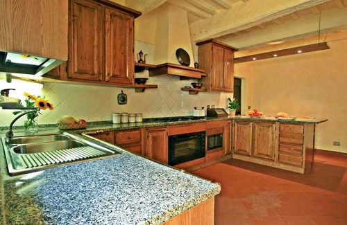 Montalcinello Villa | Elegant villa with private pool near San Galgano