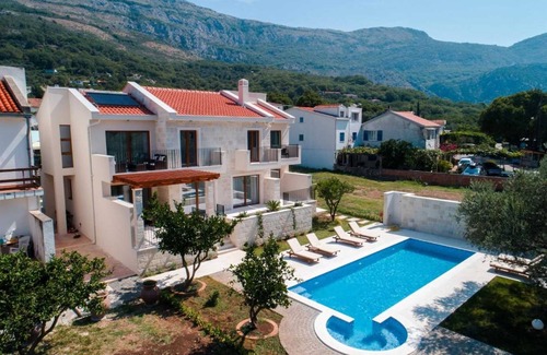Kaluđerac Villa | Elegant Villa Zen Port