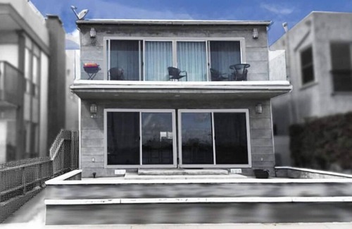 Naples Apartment | Elegant with spectacular view & steps to so much.