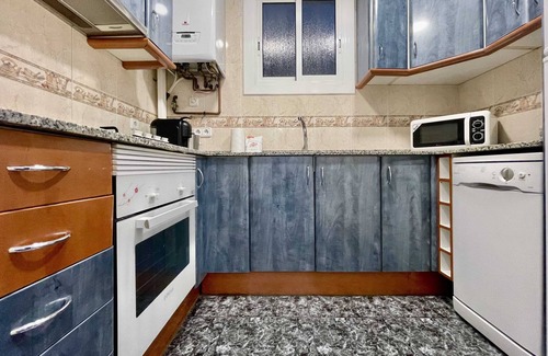 El Poble-sec Apartment | Elegantniy apartment for 5 people in Poble Sec