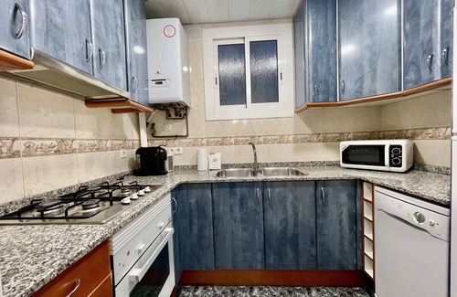 El Poble-sec Apartment | Elegantniy apartment for 5 people in Poble Sec