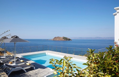 Anaxos Villa | Eleia Seafront Villa with Private Pool & Sea View