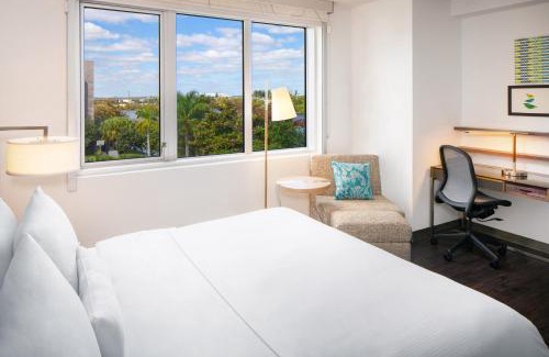 Seybold Hotel | Element Miami International Airport