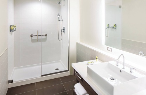 Seybold Hotel | Element Miami International Airport