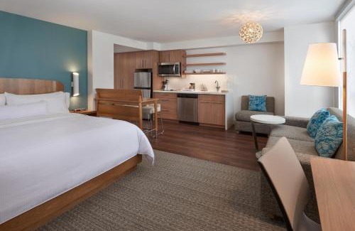 Mississauga Hotel | Element Toronto Airport
