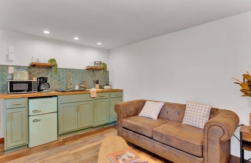Canadensis Cabin | Elements Modern Poconos Cabin | Firepits | Desk