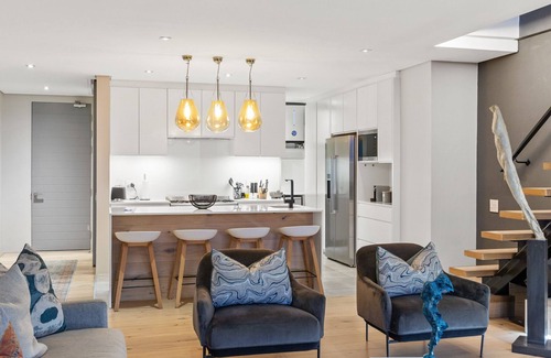 Three Anchor Bay Apartment | Elements on Battery - Two Bedroom Apartment, Sleeps 4