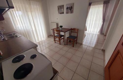 Igoumenitsa Apartment | Eleni's Apartments Igoumenitsa - Γκαρσονιέρα 2ου ορόφου επιπλωμένη, εξωπλισμένη