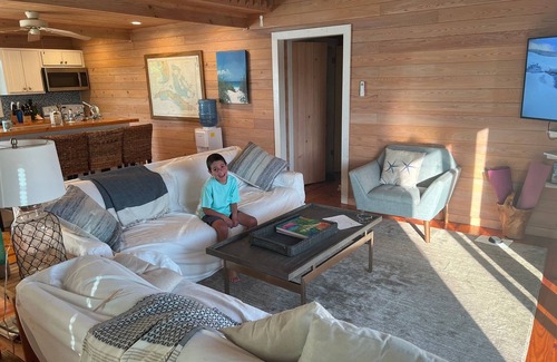 Gregory Town Villa | Eleuthera Villa - The Surfer's Beach Destination!