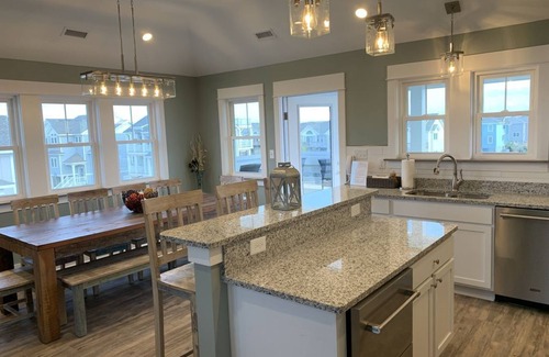 Ocean Sands House | Elevator*Steps to the Beach*Private Pool*Hot Tub*