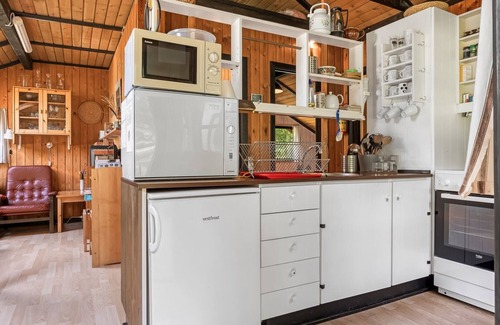 Læsø House | "Elfrieda" - 1.6km from the sea by Interhome