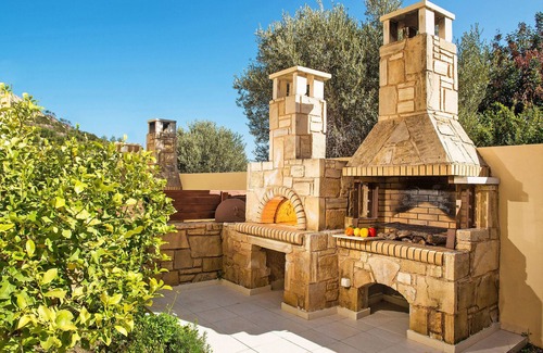Palaiokastro Villa | Elia 5 maisonette,Near Heraklion, beach & taverns