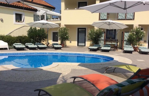 Rasopasno Bed & Breakfast | ELICRISO RESORT