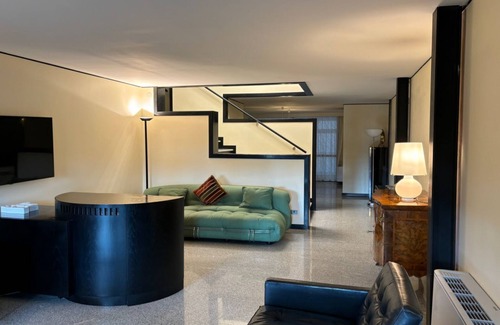 Verona City Centre Apartment | Elite Arena - Verona Journeys