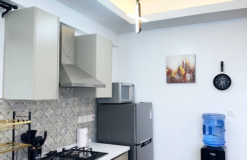 Westlands Apartment | Elite cozy luxurious 1 bedroom, Walk to everything very close.
