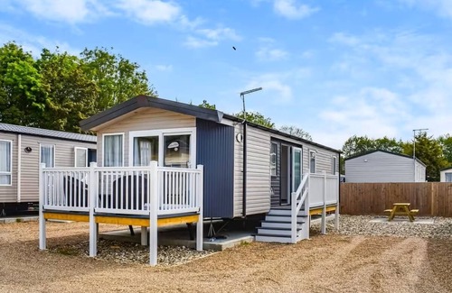Stonham Aspal House | Elite Holiday Rentals. Opportunities to celebrate life, love & family.