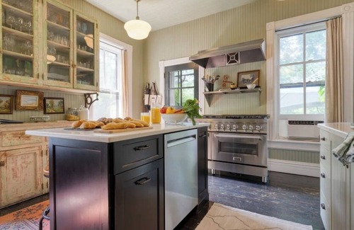 Leeds House | Elizabeth House + Creekside Cabins - Hudson Valley - Event Estate Sleeps 20