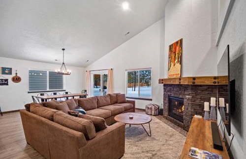 Ponderay House | Elk Grove Getaway