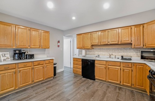 Elk Grove Village House | Elk Grove Village FHS Rental