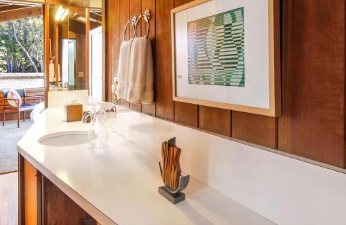 Elk House | Elk Mid-Century - Main House