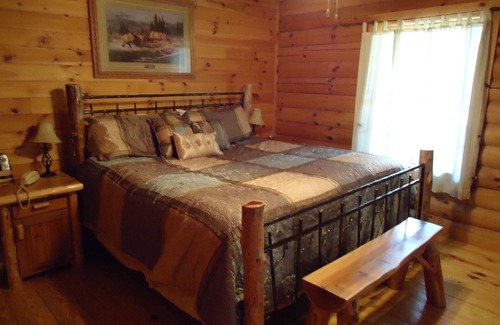 Shoals Cabin | Elk Ridge Ranch ~ Luxury Log Lodge ~ 5 Plus Bedrooms ~ 3 Fire Places