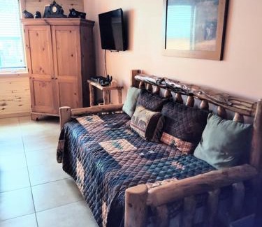 Pagosa Springs Bed & Breakfast | Elktrace Bed and Breakfast