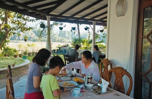 Ella House | Ella Nature Valley Homestay- Family Friendly Lovely Place surround by mountains.