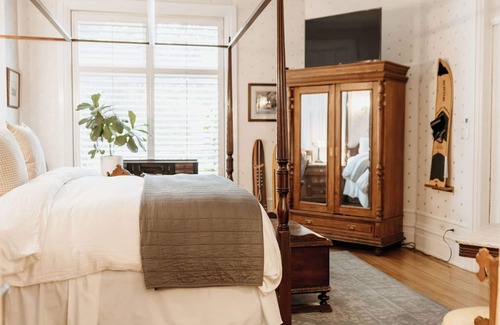 Lower Avenues Bed & Breakfast | Ellerbeck Mansion Bed & Breakfast