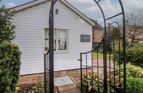 Hornsea Cottage | Ellesmere Cottage