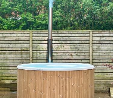 Knott End-on-Sea Other | Elletson Park Wood fired Hot tubs, Caravans & Pods