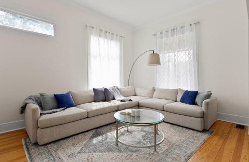 Seguin House | Ellie Marie House