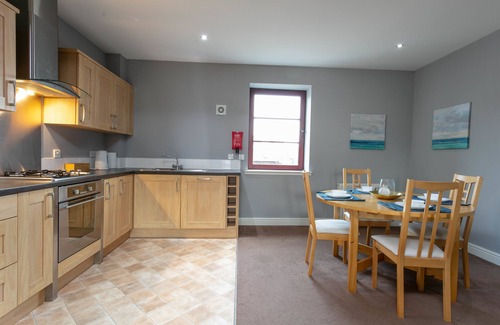 Ayr Apartment | Elliot Suite No15 – Donnini Apartments