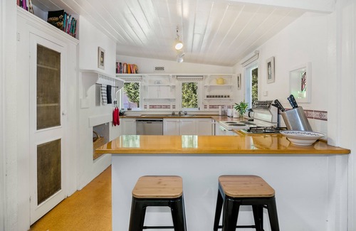 Sorrento House | Ellis Cottage Sorrento plus Guest House