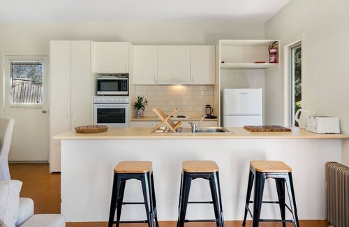 Sorrento House | Ellis Cottage Sorrento plus Guest House