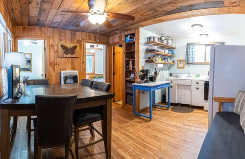 Voluntown Cabin | Ellis -Lakeside Cabin on Beach Pond with Wood Fired Finnish Sauna