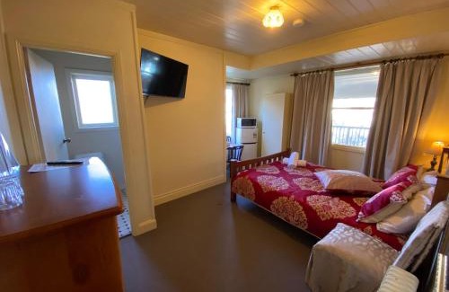Cooma House | Ellstanmor Guesthouse Cooma